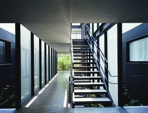 17-interior-300x229